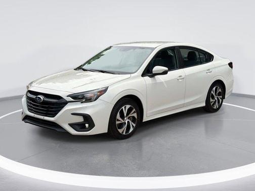 Crystal White Pearl 2025 Subaru Legacy Premium