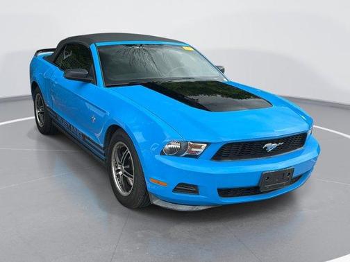 Grabber Blue 2012 Ford Mustang V6