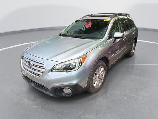 Ice Silver Metallic 2015 Subaru Outback 2.5i Premium