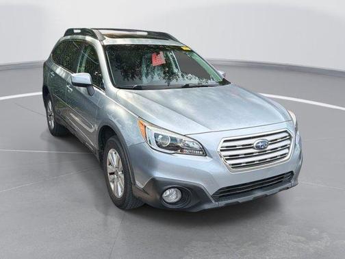 Ice Silver Metallic 2015 Subaru Outback 2.5i Premium