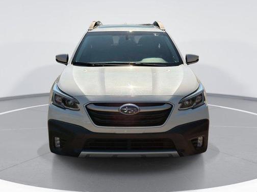 Crystal White Pearl 2020 Subaru Outback Limited