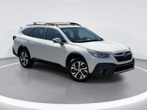 Crystal White Pearl 2020 Subaru Outback Limited