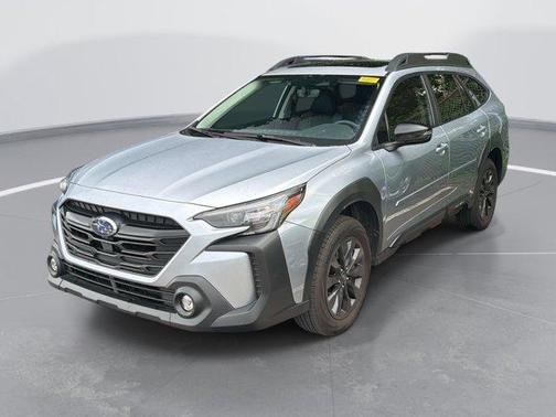Ice Silver Metallic 2025 Subaru Outback Onyx Edition