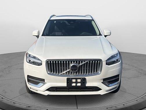 2025 Volvo XC90 B6 Plus 7-Seater