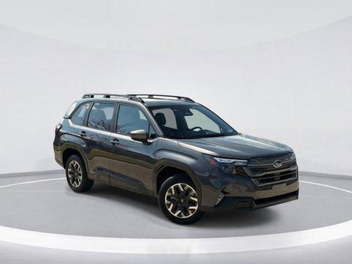 Magnetite Gray Metallic 2025 Subaru Forester Premium