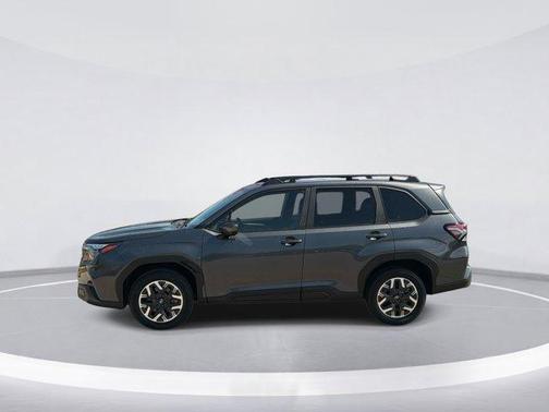 Magnetite Gray Metallic 2025 Subaru Forester Premium