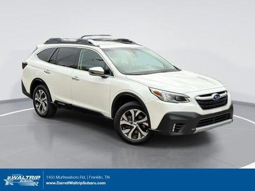 Crystal White Pearl 2022 Subaru Outback Touring XT