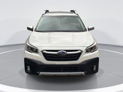 Crystal White Pearl 2022 Subaru Outback Touring XT