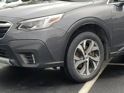2022 Subaru Outback Touring XT