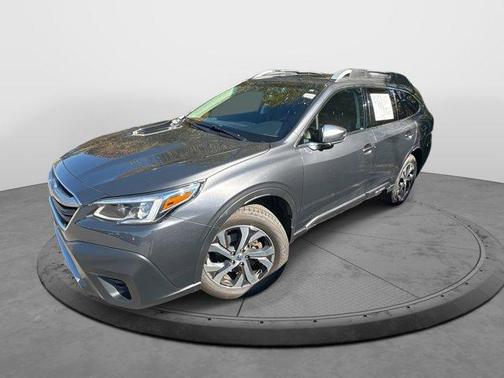 2022 Subaru Outback Touring XT