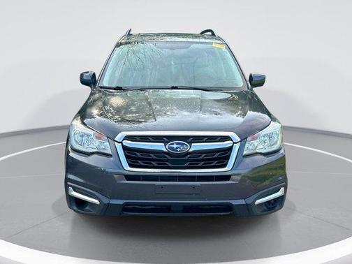 Dark Gray Metallic 2018 Subaru Forester 2.5i Premium