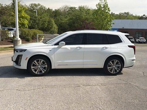 Crystal White Tri-Coat 2021 Cadillac XT6 Premium Luxury FWD