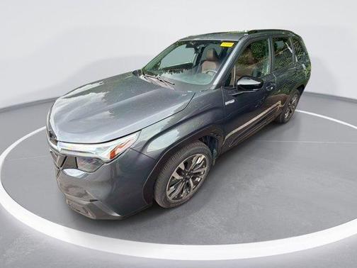 Magnetite Gray Metallic 2025 Subaru Forester Hybrid Touring