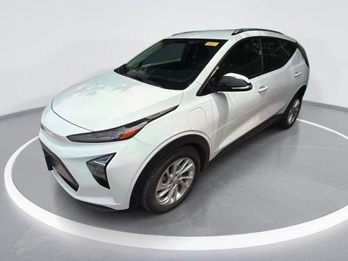 Summit White 2023 Chevrolet Bolt EUV LT