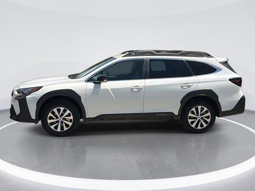 Crystal White Pearl 2025 Subaru Outback Premium