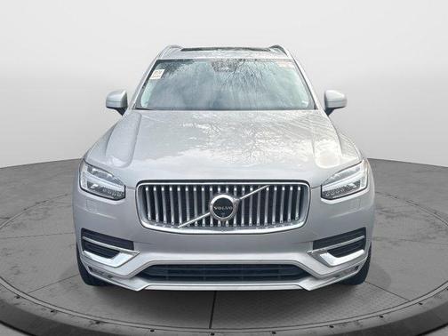 2024 Volvo XC90 B5 Plus Bright Theme