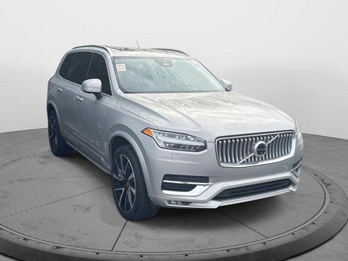 2024 Volvo XC90 B5 Plus Bright Theme