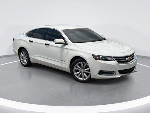 Summit White 2019 Chevrolet Impala 1LT