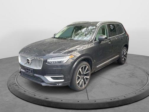 2024 Volvo XC90 B6 Plus Bright Theme 6-Seater