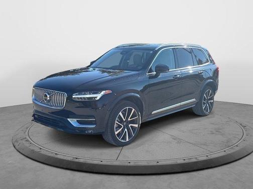 2024 Volvo XC90 B6 Plus Bright Theme 6-Seater