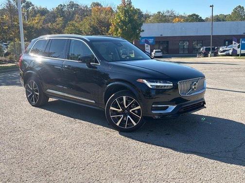 2024 Volvo XC90 B6 Plus Bright Theme 6-Seater