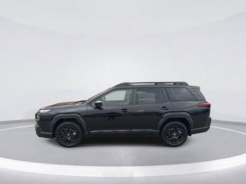 Crystal Black Silica 2026 Subaru Outback Limited