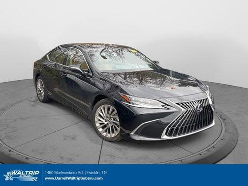 2022 Lexus ES 300h Ultra Luxury