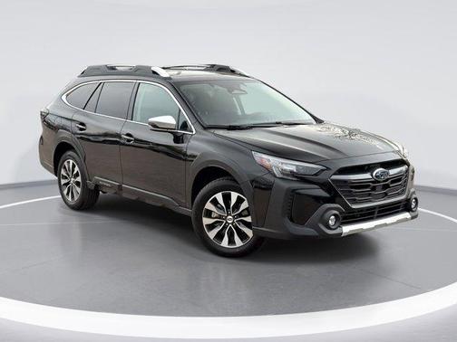 Crystal Black Silica 2025 Subaru Outback Touring XT