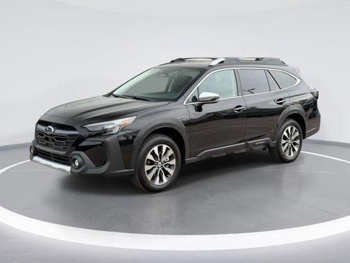 Crystal Black Silica 2025 Subaru Outback Touring XT