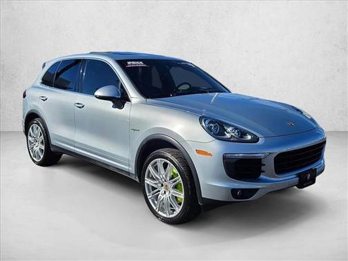 2016 Porsche Cayenne Cayenne S E-Hybrid