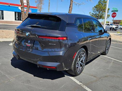 2026 BMW iX xDrive45