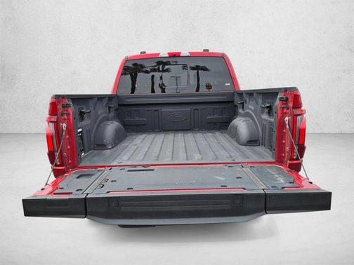 Rapid Red Metallic Tinted Clearcoat 2024 Ford F-150 Platinum