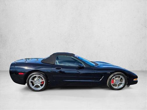 2003 Chevrolet Corvette Base