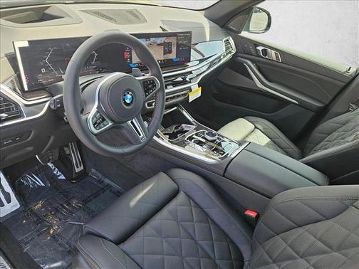 Black Sapphire Metallic 2026 BMW X5 M60i
