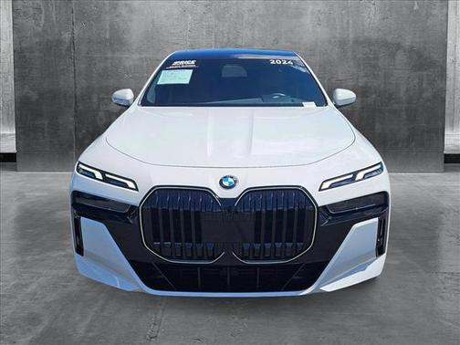 2024 BMW 760 i xDrive