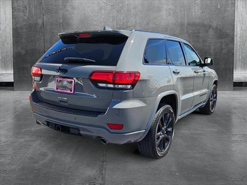 2021 Jeep Grand Cherokee Laredo