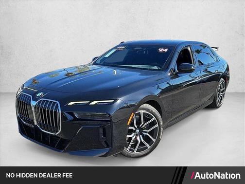 Black Sapphire Metallic 2024 BMW 740 740i