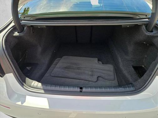 Mineral White Metallic 2023 BMW 530 i