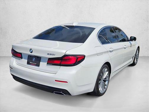 Mineral White Metallic 2023 BMW 530 i
