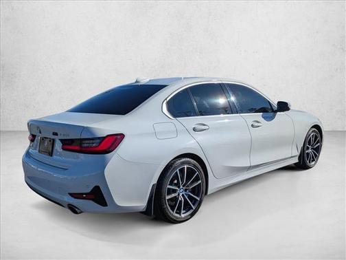 2022 BMW 330 330i