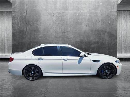 2016 BMW M5 Base