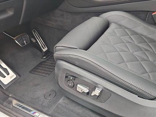 Alpine White 2026 BMW X5 M60i