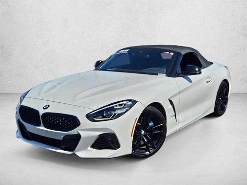 Alpine White 2022 BMW Z4 M40i