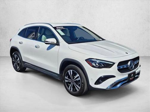 Polar White 2025 Mercedes-Benz GLA 250 4MATIC