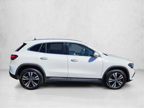 Polar White 2025 Mercedes-Benz GLA 250 4MATIC