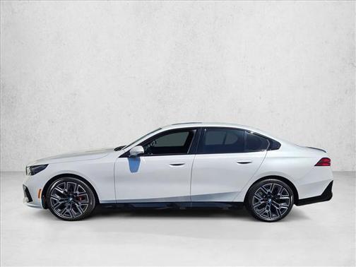 Mineral White Metallic 2026 BMW 530 530i
