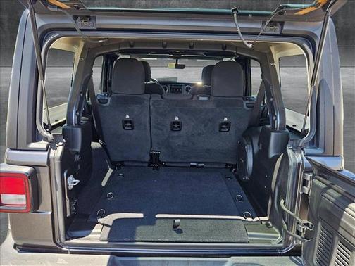 2022 Jeep Wrangler Willys