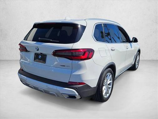Alpine White 2023 BMW X5 sDrive40i