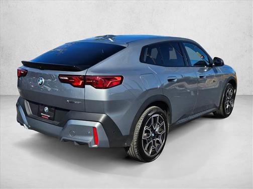 2025 BMW X2 xDrive28i