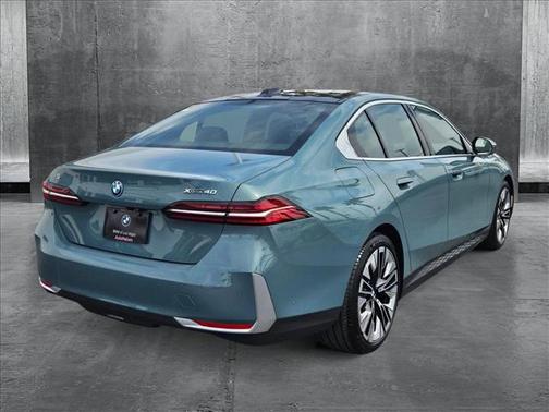 2025 BMW i5 xDrive40